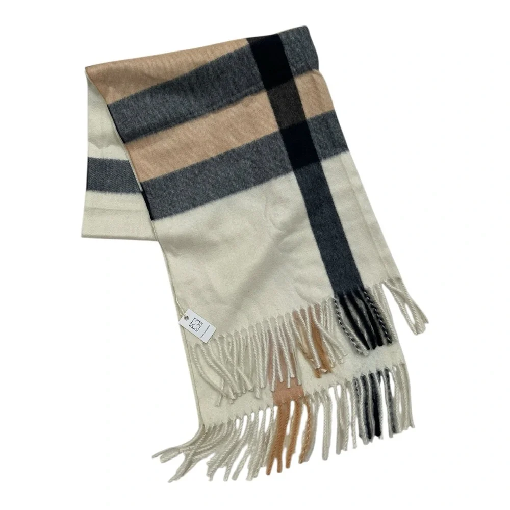 Pretty Persuasions NWT Cream Beige Plaid Large Scarf Wrap - Picture 2 of 5